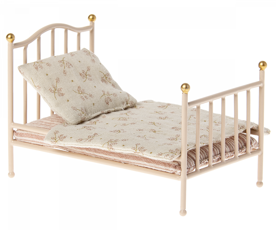 Vintage Bed