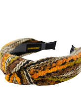 Load image into Gallery viewer, Yarn Knot Headband
