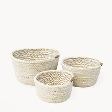 Load image into Gallery viewer, Amari Bowl - Brown (Set of 3)
