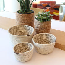 Load image into Gallery viewer, Amari Bowl - Brown (Set of 3)
